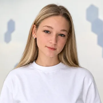 Тренер Таисия Суслина